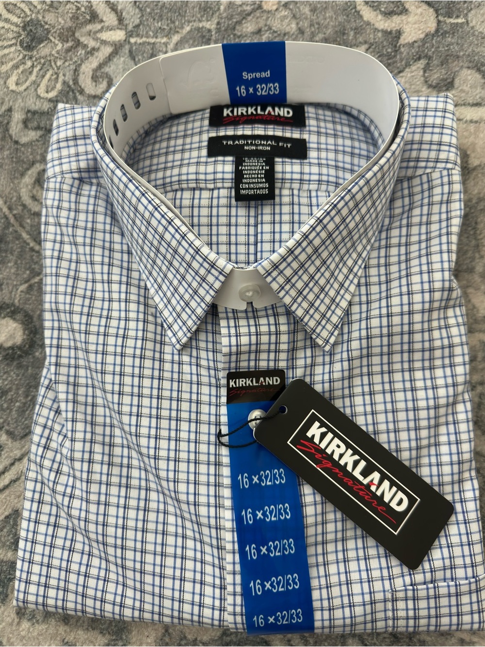 Kirkland Signature NWT Men’s Traditional Fit Dress Shirt Spread 16x32/33